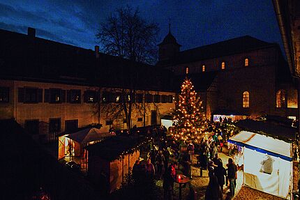 Romantische Klosterweihnacht in Wechterswinkel (c) Rudolf Weinert